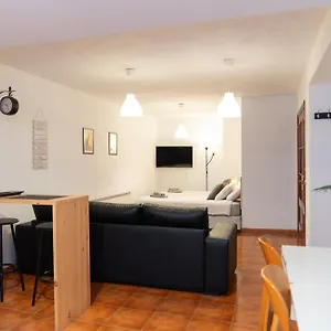 Espacio Tipo Estudio Completo, Totalmente Privado E Independiente Chalet Erandio